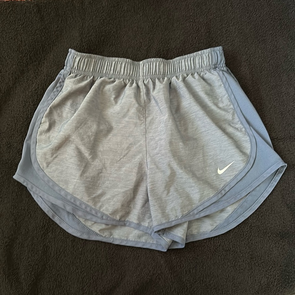 Nike Dri Fit Women’s Small Shorts Active Elastic Drawstring Waist Gray